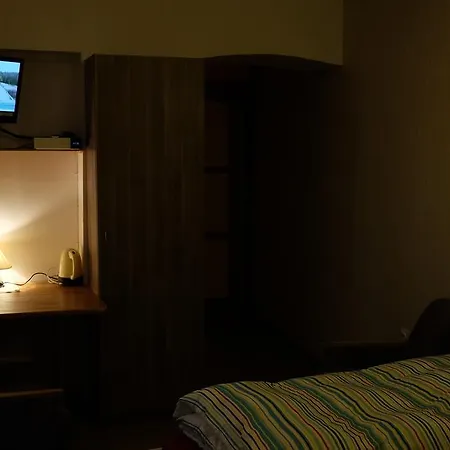 Academus - Pub, Rooms, Cider Отель типа 