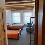 فندق مبيت وإفطار Academus - Pub, Rooms, Cider 4*