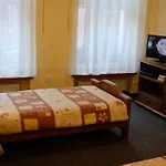 فندق مبيت وإفطار Academus - Pub, Rooms, Cider فروتسواف
