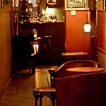 Academus - Pub, Rooms, Cider