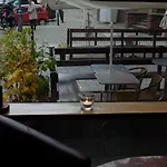 فندق مبيت وإفطار Academus - Pub, Rooms, Cider