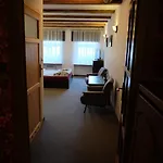 Academus - Pub, Rooms, Cider فروتسواف