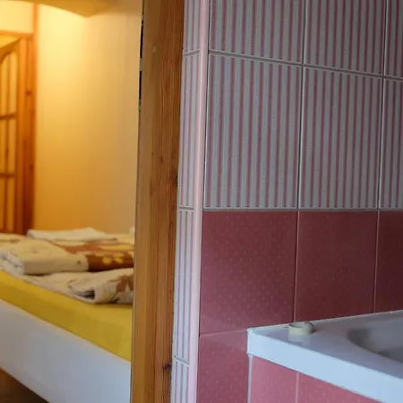 B&B Academus Pub & 브로츠와프