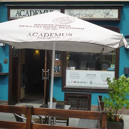 Academus - Pub, Rooms, Cider
