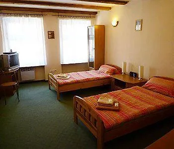 Bed and breakfast Academus - Pub, Rooms, Cider 4*