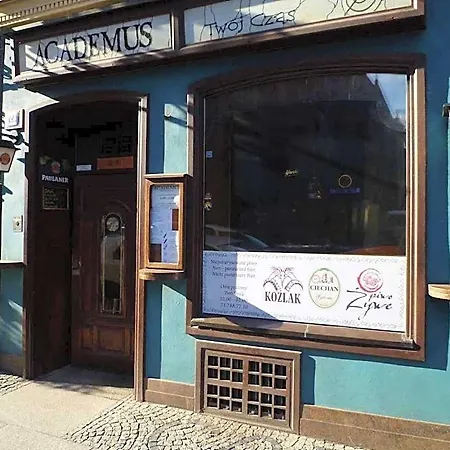 Academus - Pub, Rooms, Cider Bed & Breakfast 4*