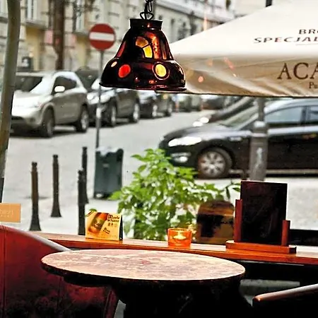 Bed & Breakfast Academus - Pub, Rooms, Cider 4*