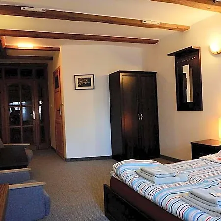 Academus - Pub, Rooms, Cider 4* Wrocław