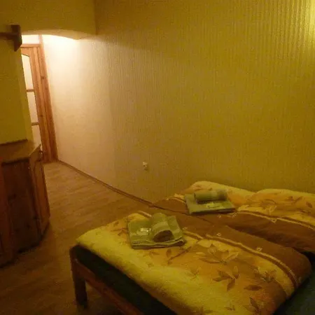 Academus Pub & Bed & Breakfast