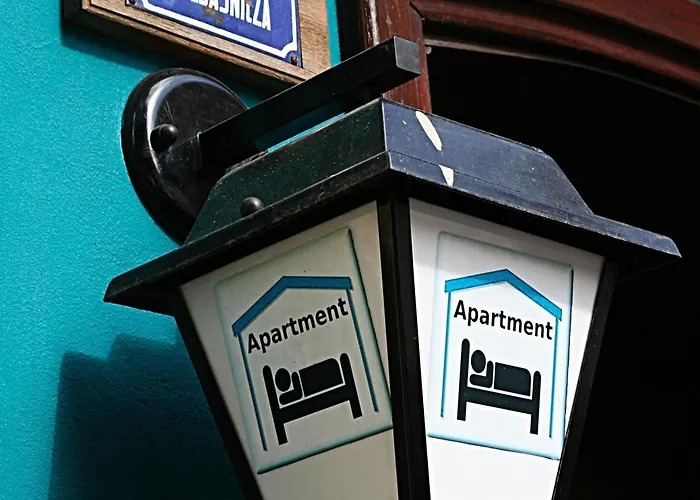 Bed and Breakfast Academus Pub & Βρότσλαβ