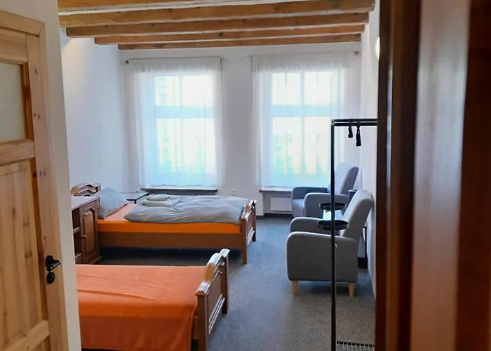 Bed and Breakfast Academus Pub & 4*