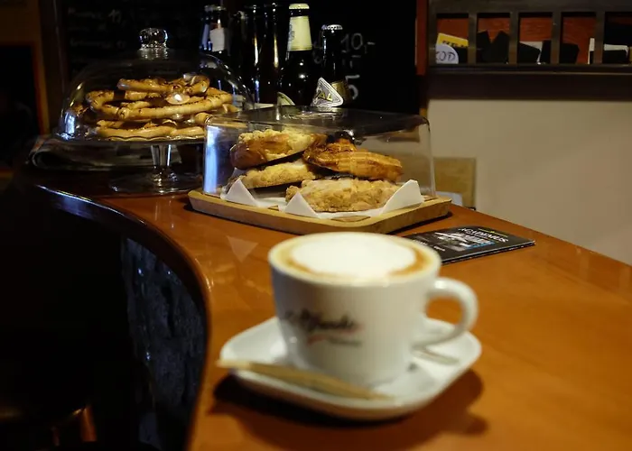 Bed and breakfast Academus Pub&guest House 4*